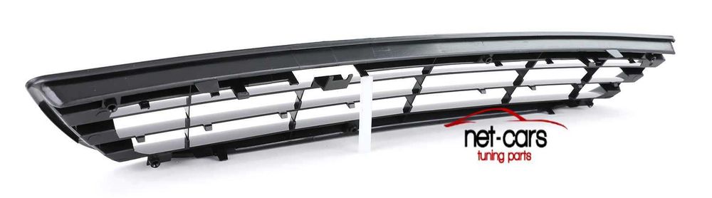 Grill bez znaczka Atrapa chłodnicy Opel Zafira A