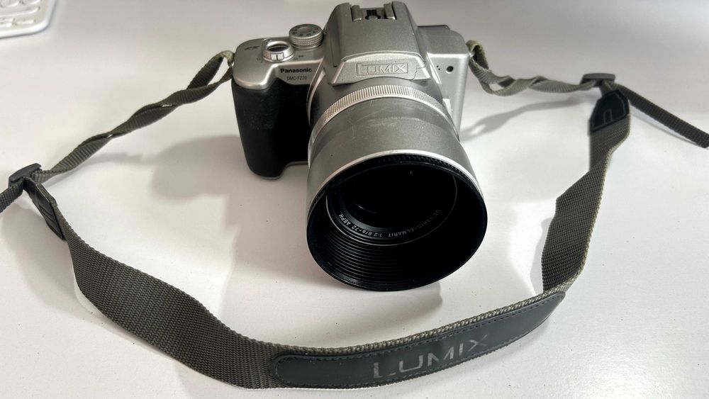 Фотоапарат Panasonic Lumix  dmc-fz20