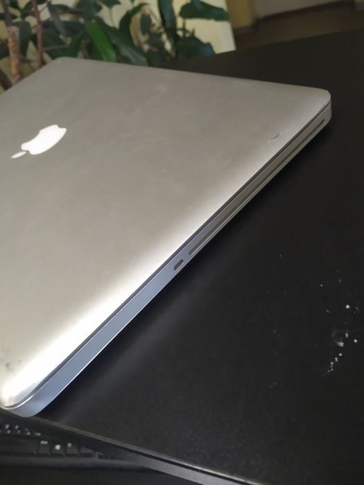 Корпус macbook pro