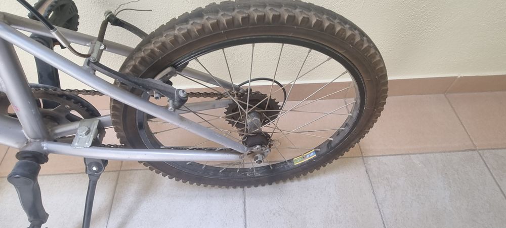 Bicicleta criança menina 6 a 10 anos roda  20