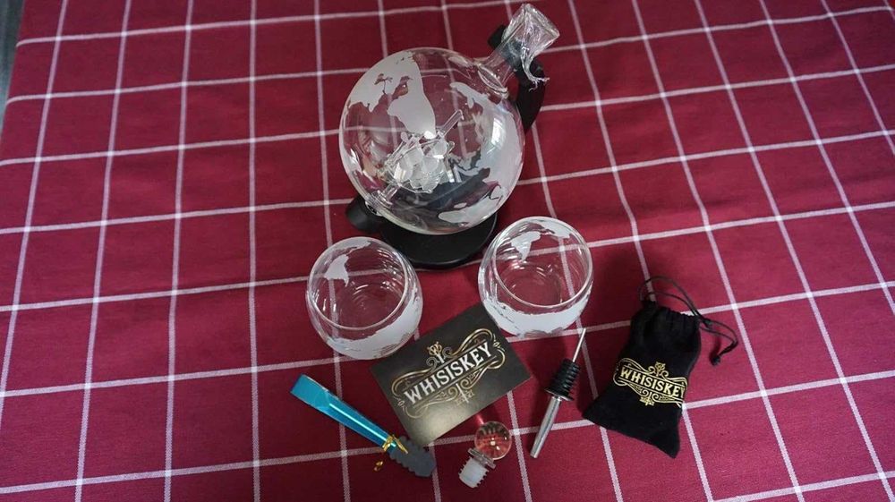 16W1 Zestaw do Whisky Szklanki Kamienie Karafka Na Prezent + GRATIS