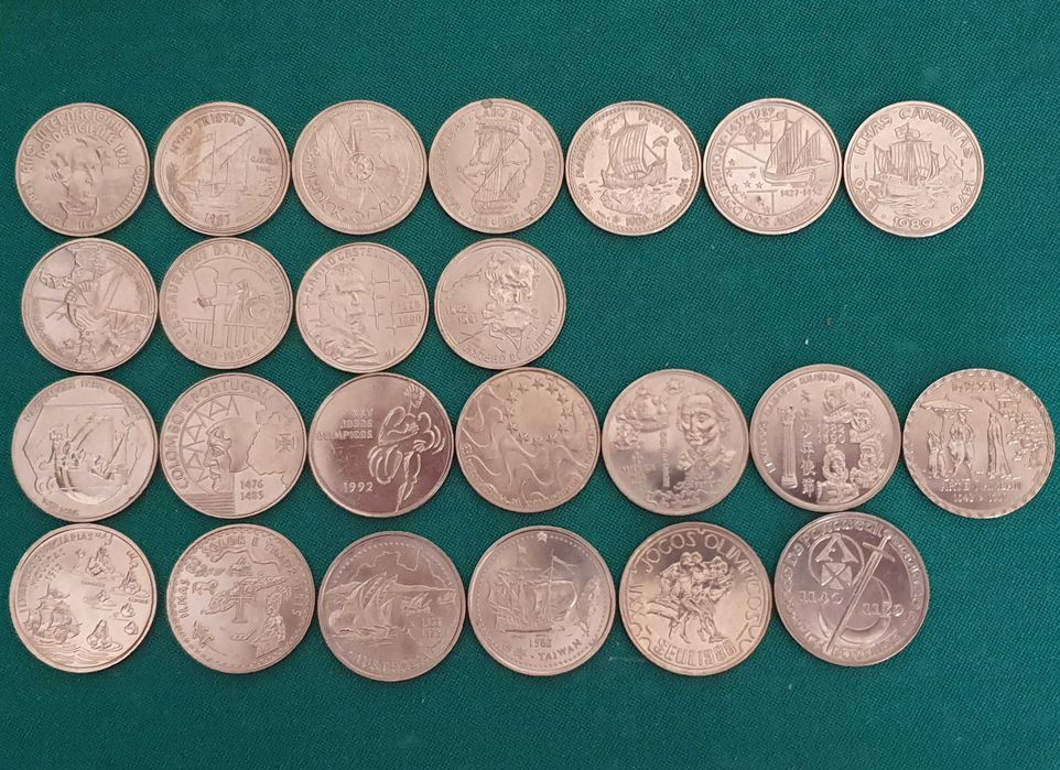 Numismática - 24 Moedas 100/200/250 Escudos, comemorativas - 1981/1996
