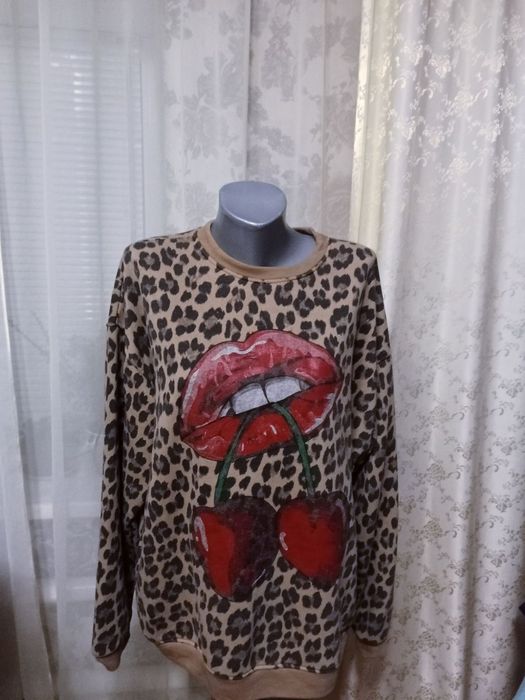 Продам жіночі толстовки