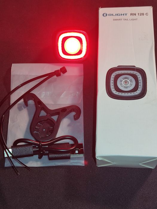 Б/В OLIGHT RN120C ТОП 100LM задній ліхтар для вело