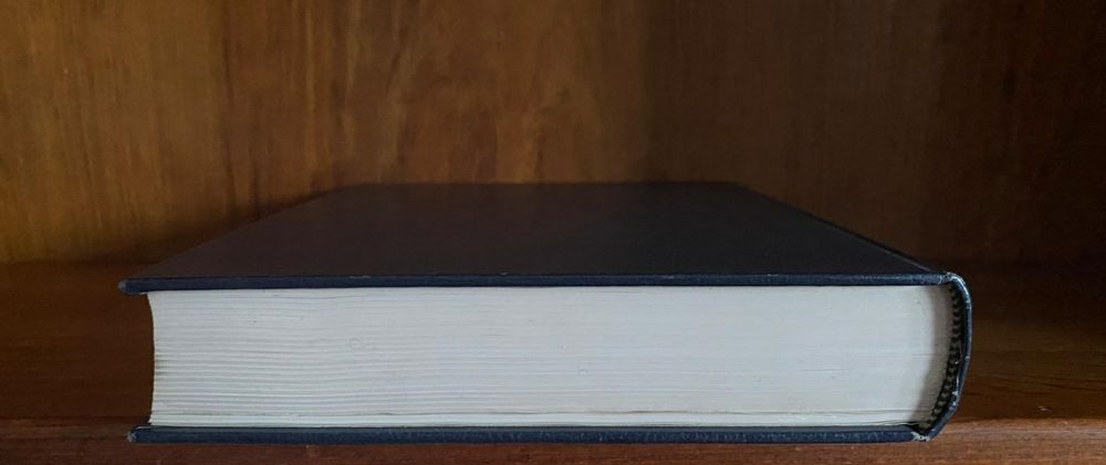 Livro Oco - Livro Secreto - Hollow Book - Secret Book
