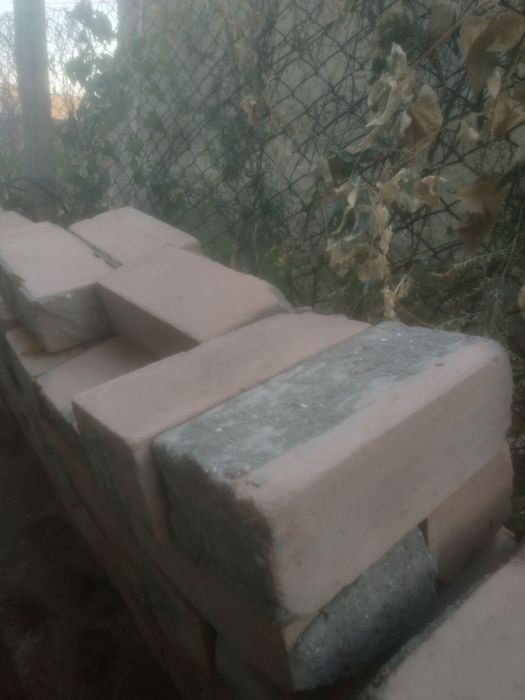 Срочно продам новый кирпич