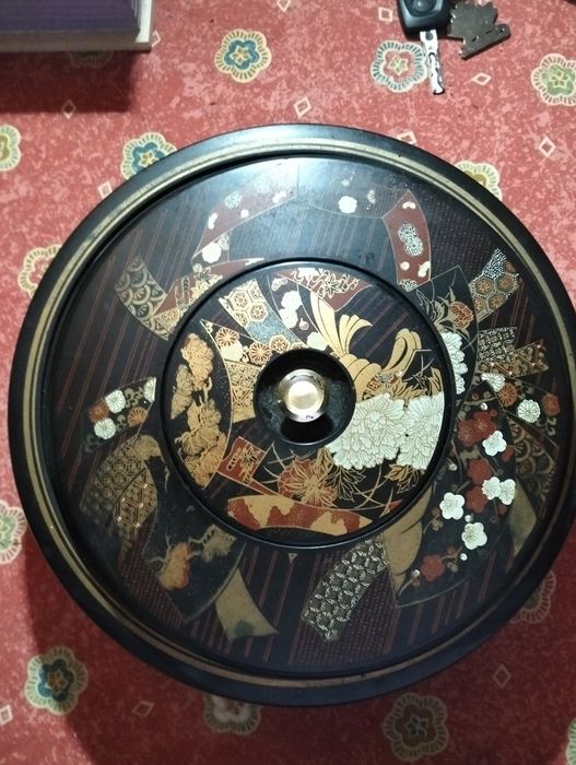 Lazy Susan (ou petisqueira giratória)