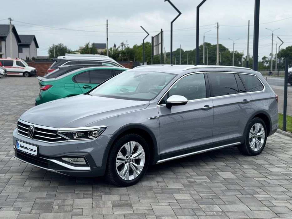 Volkswagen Passat Variant Alltrack 2023 freshauto