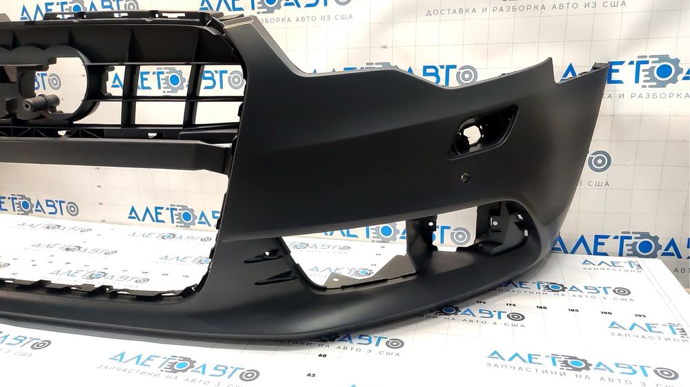 Бампер передний голый Audi A6 C7 16 рест 4G0807065R новый аналог