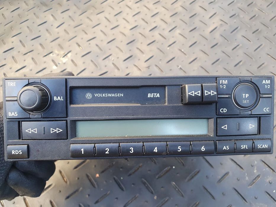 Radio Volkswagen BETA 5 V Passat b5 Golf 4 T5 POSIADAM 3 SZT
