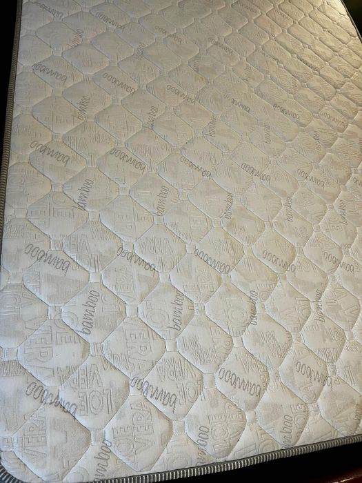 Colchão de casal  140x190cm