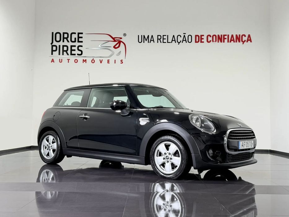 MINI 3 Portas One Sport Edition