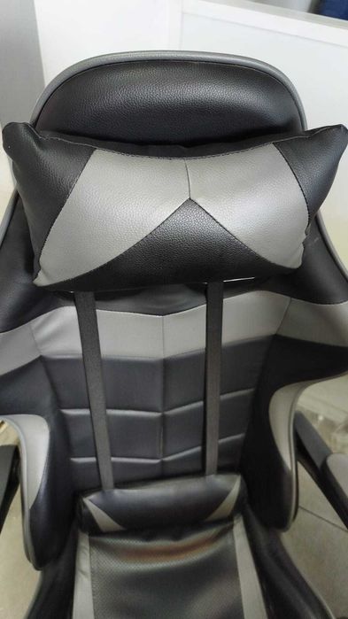 Cadeira Gamer ou trabalho ergonómica