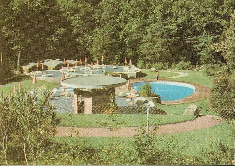 Gerês — — — Vintage Postcards (a) (circa 30 years old) — — — — — Postcards64739779725954123