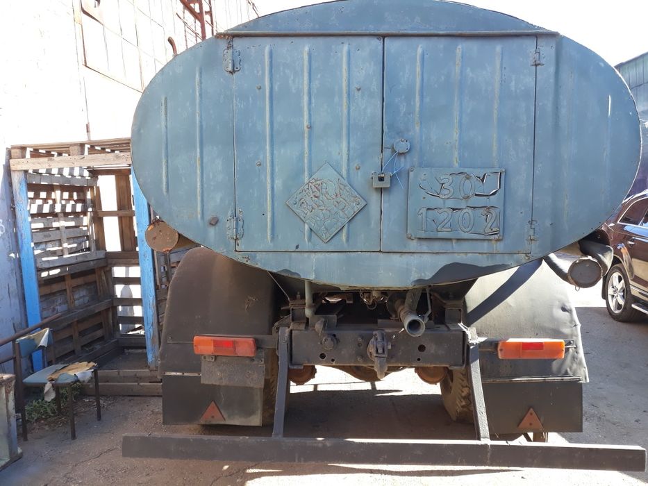 Бензовоз- топливозаправщик МАЗ 500