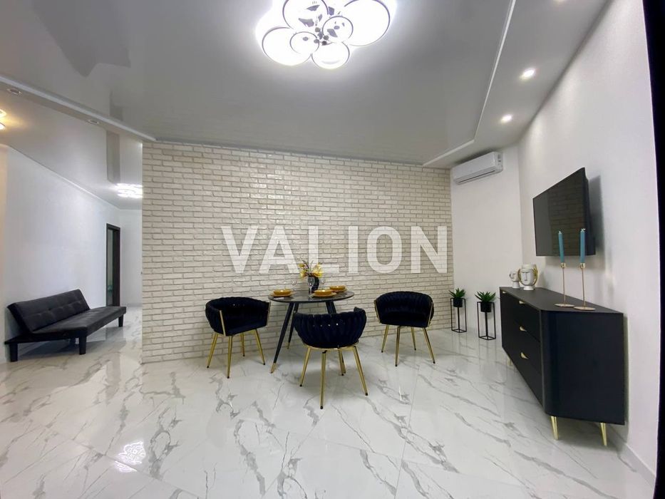 Продаж 3к квартири Подільський р-н Івана Виговського 10Е