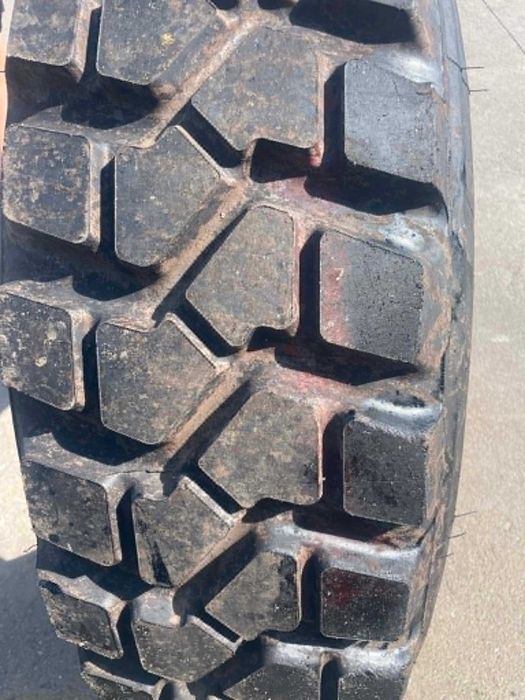 365/80R20 Pirelli Pista