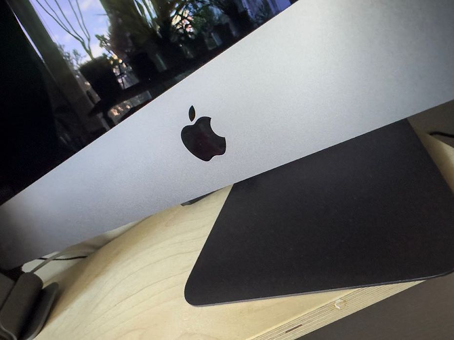 Apple iMac Pro 8 rdzeni 3,2GHz/32G ram/1T SSD - okazja