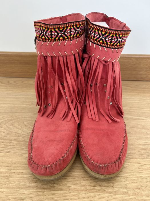 Botas com franja- cor de rosa