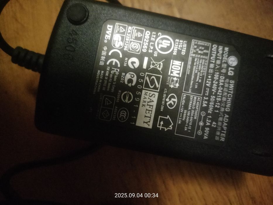 Монітор 21.5" AOC E2243FW