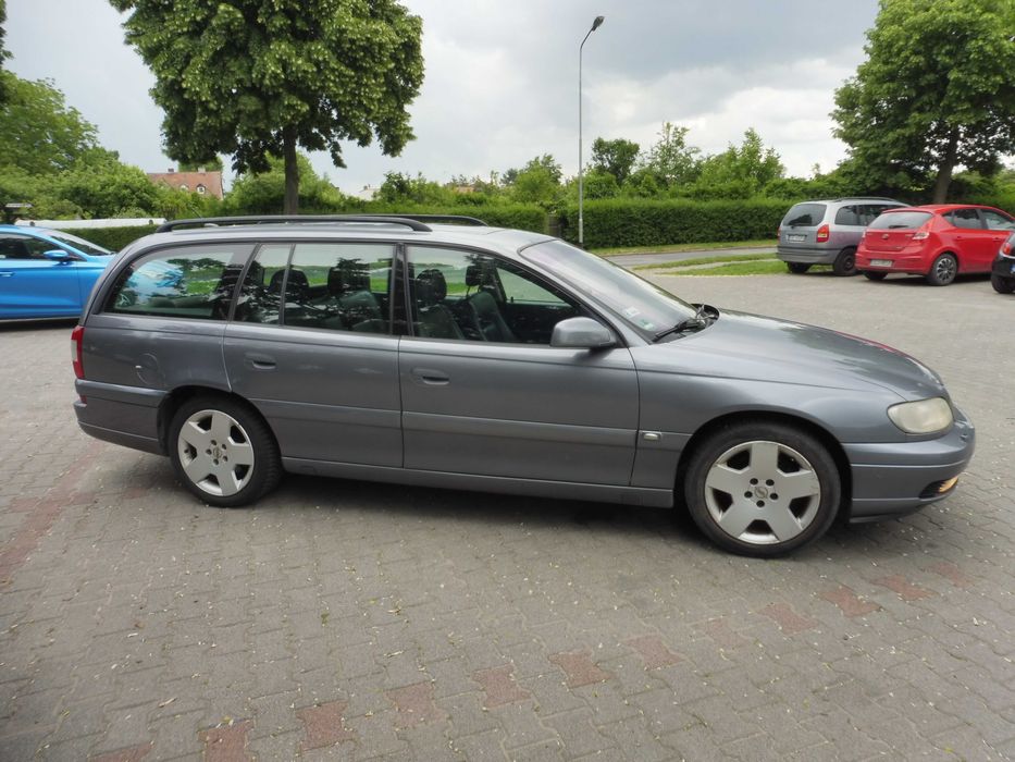 Opel Omega