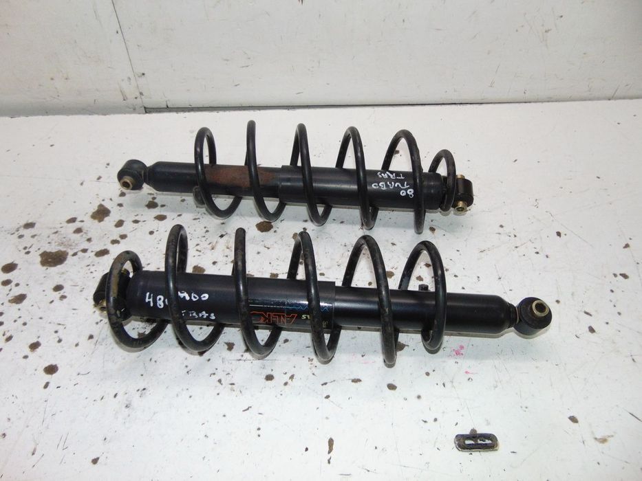 Volvo 480 turbo suspensão trás " usado em bom estado