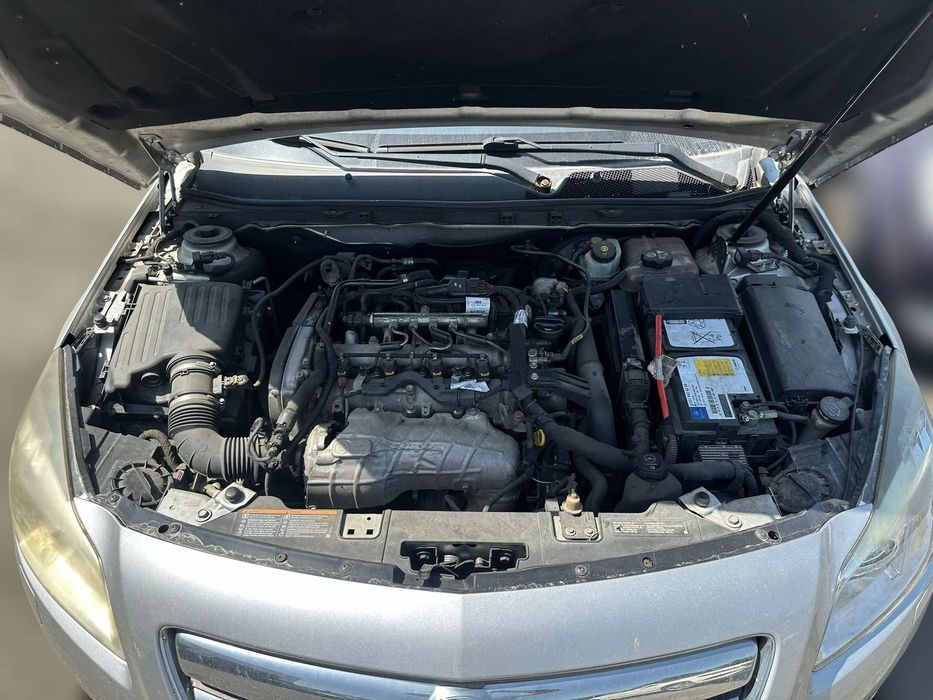Opel Insignia A Sports Tourer 2.0 CDTI ref A20DTH de 2010 para peças