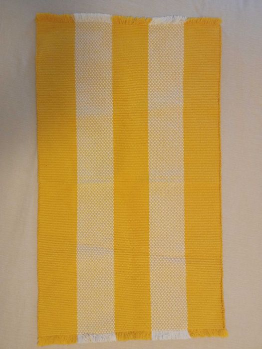 Tapetes Amarelo/Branco 98cm x 57cm