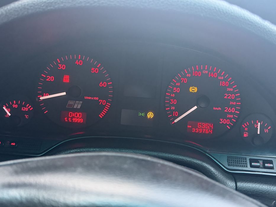 Audi s8 d2 360km lift
