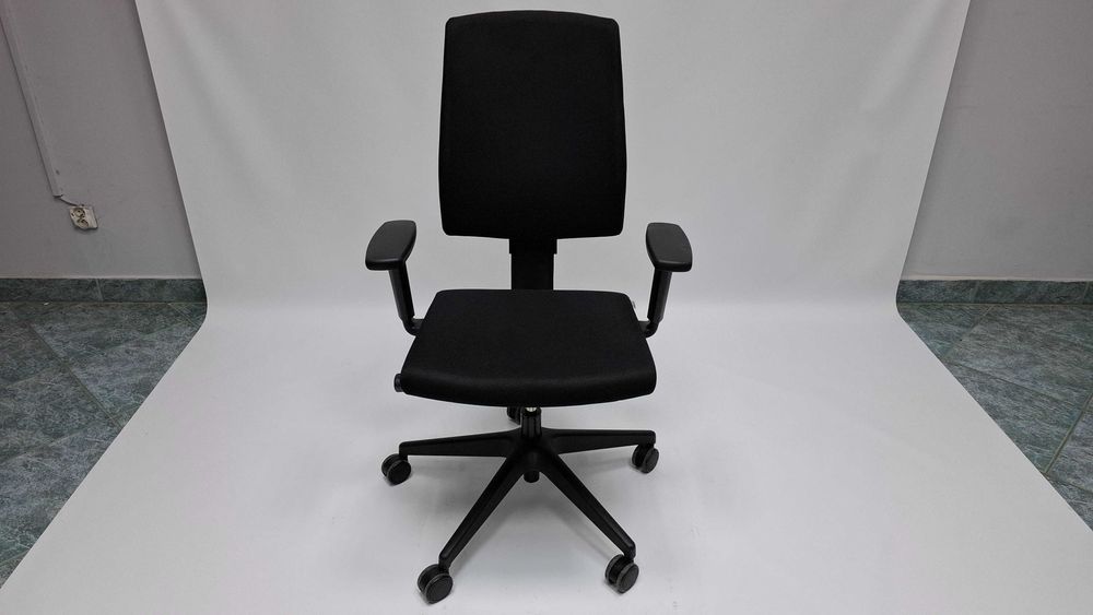 Fotel biurowy , krzesło obrotowe Profim Raya 21SL czarny - duża ilość