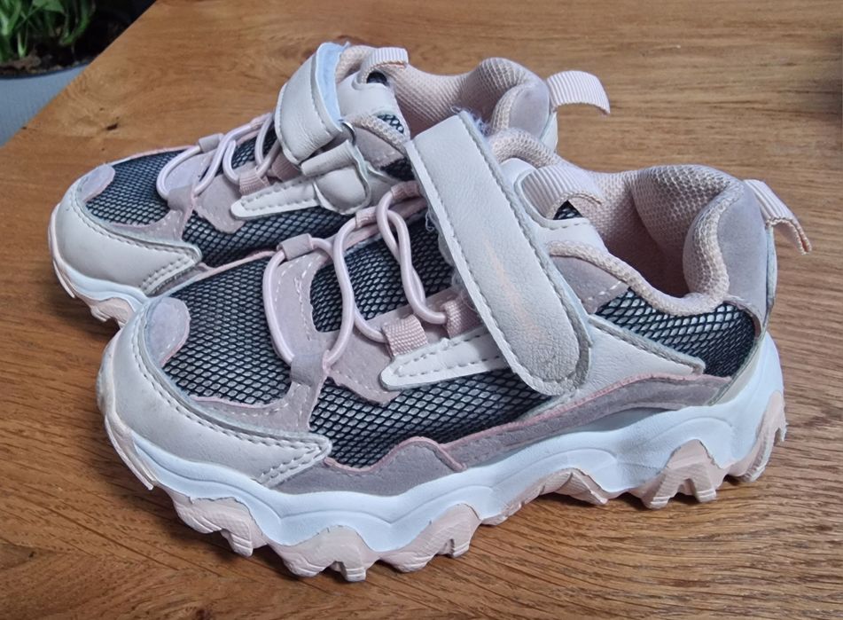 Buty sportowe Sprandi 25