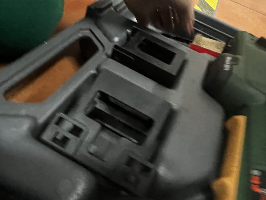 Mala com ferramenta Bosch