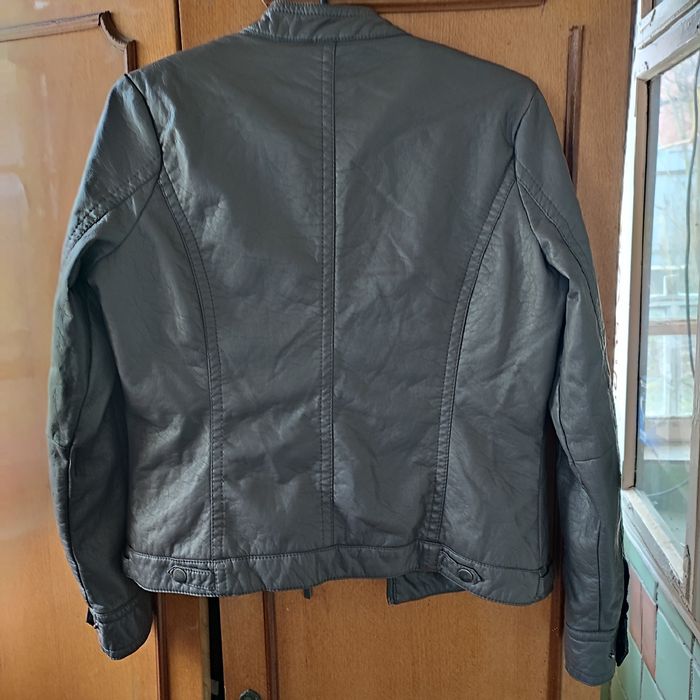 Куртка із штучної шкіри