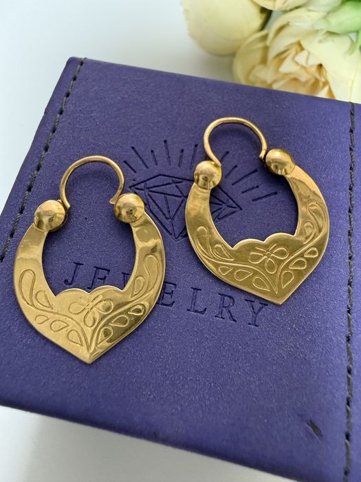 Золотые серьги 583 пробы