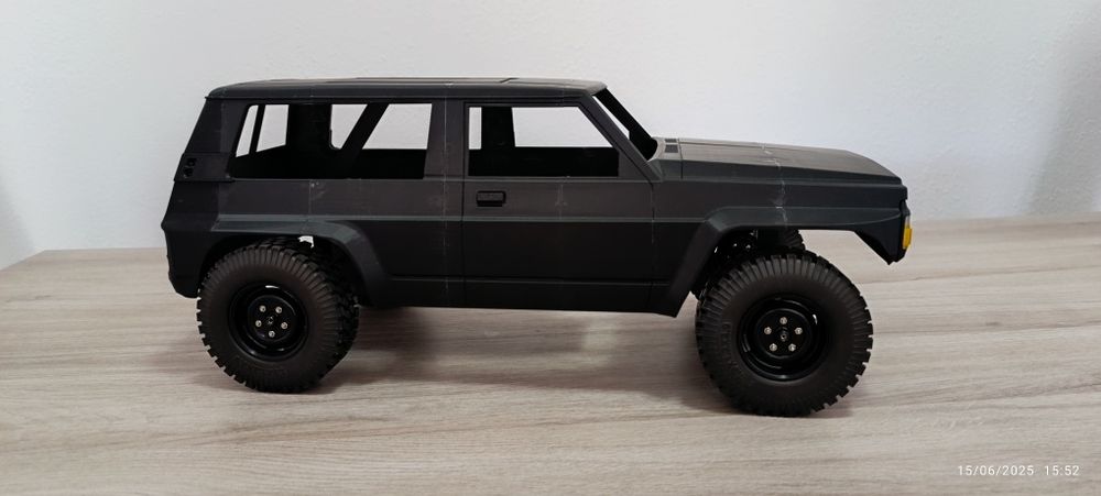 Body Nissan Patrol Y60 1/10