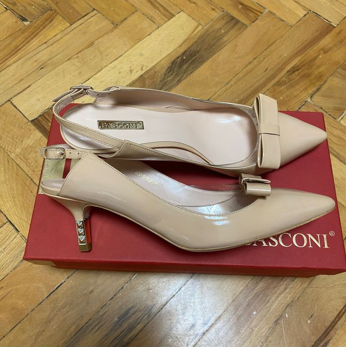 Босоніжки, туфлі Basconi 38 розмір