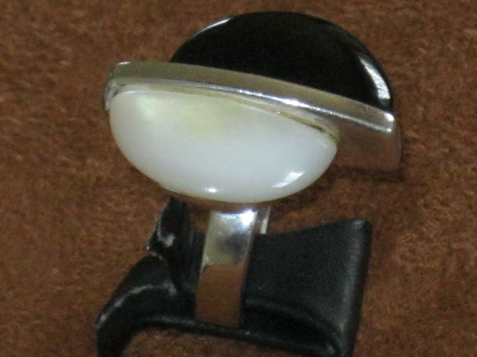 Anel Prata Maciça de Lei 925`/.. C/Contraste