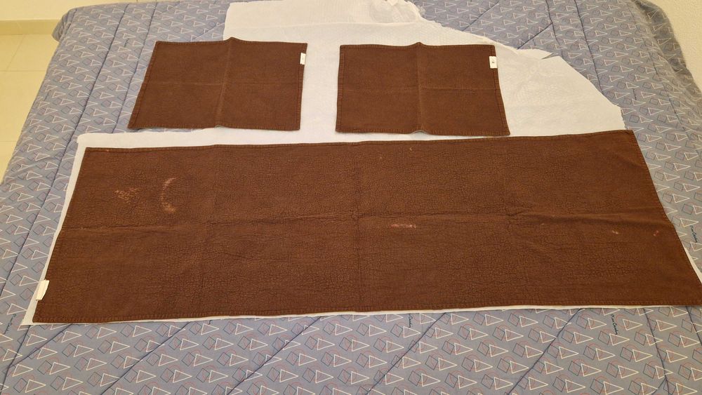 1 Corre mesa e 2 individuais - Loja do Gato Preto