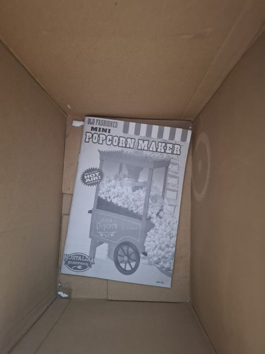 Duża maszyna do popcornu z Niemiec automat nowy