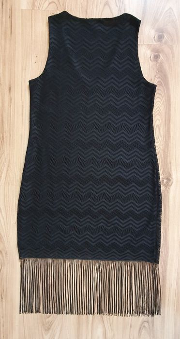 Sukienka z frędzlami