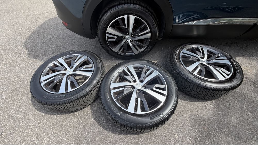 Jogo jantes 18 peugeot com pneus 225/55/18 michelin