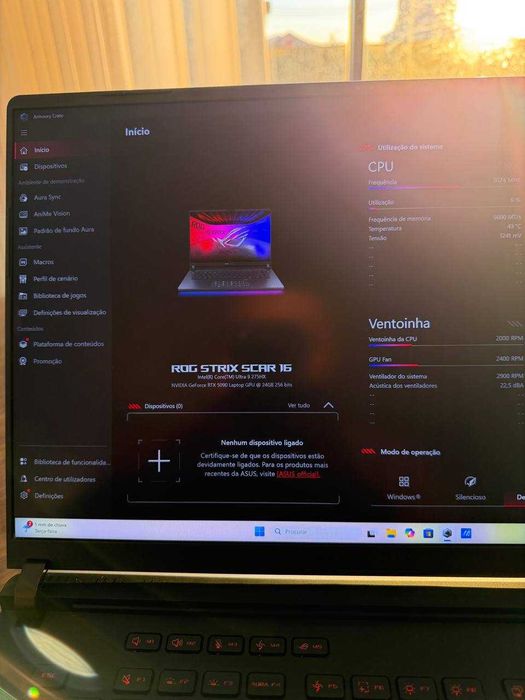 Portátil Gaming  Asus Rog Strix Scar 16 RTX 5090
