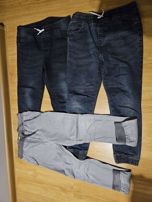 Spodnie jeansowe r.146