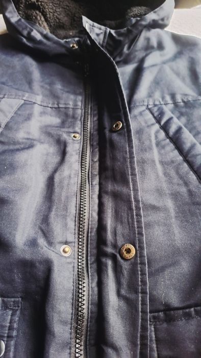 Płaszcz kurtka parka zimowa chłopięca Primark r. 152cm
Wymiary 
Długoś