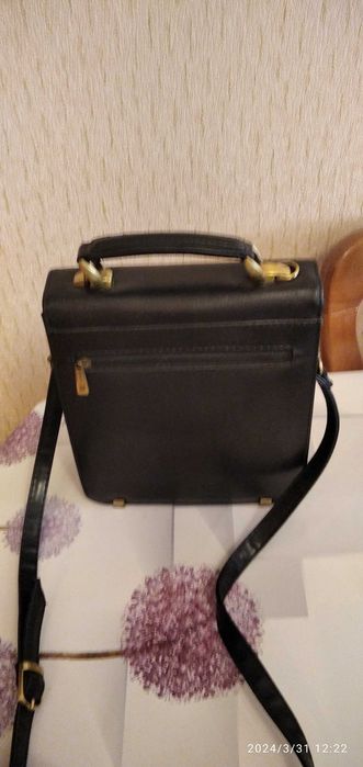 Мужская барсетка    с ремнем через плечо классическая BOLINNI