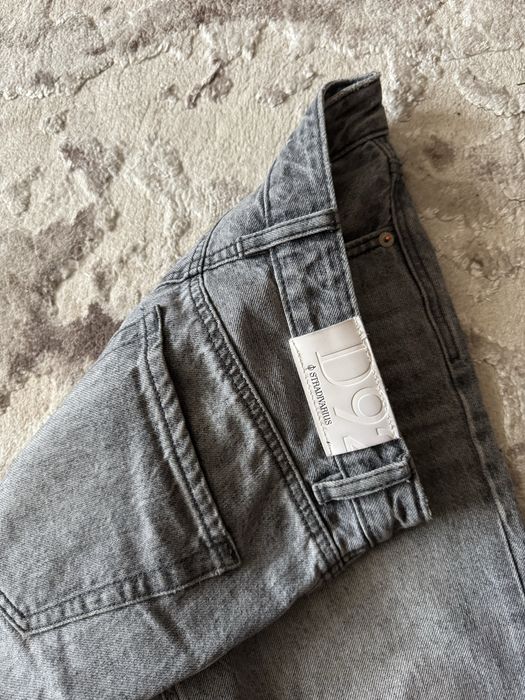 Сірі джинси stradivarius