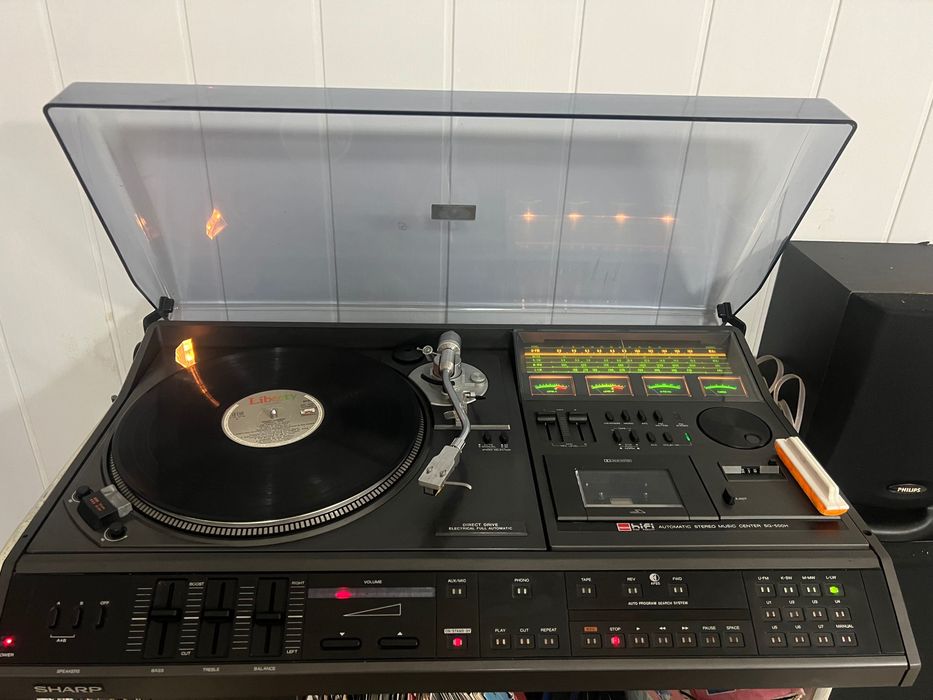 Aparelho música Sharp