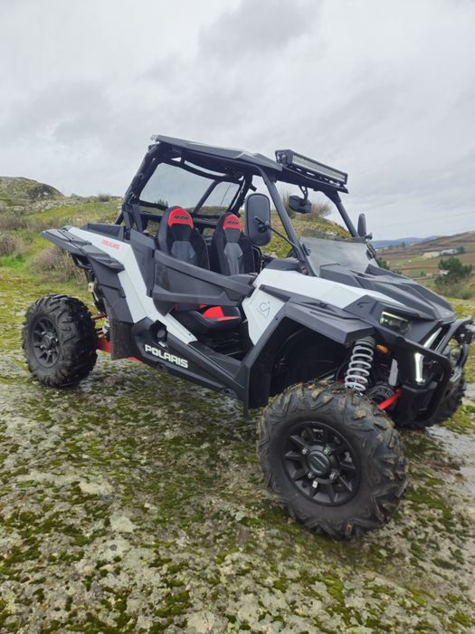 Polaris rzr 1000