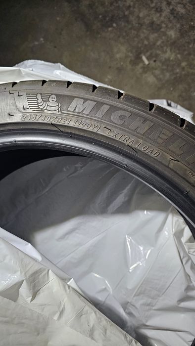 Sprzedam opony letnie 245/40r21