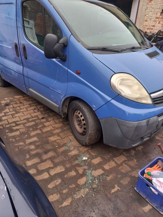 Opel Vivaro 2.0 cdti 2008 на розборку на запчастини renault trafic